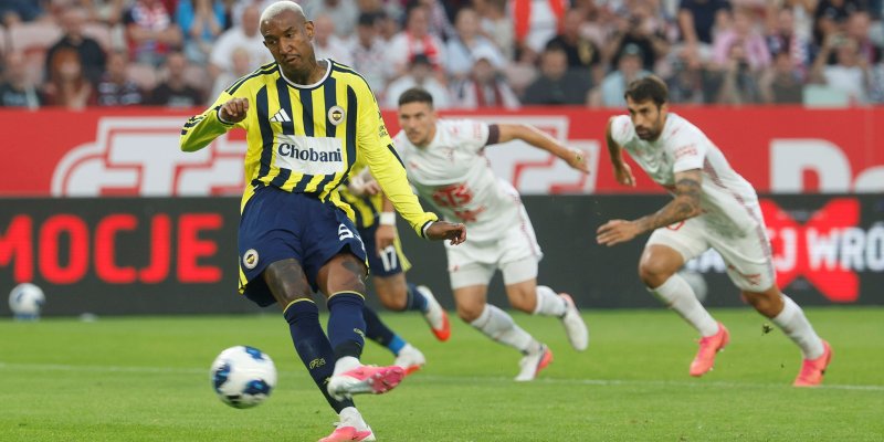 Fenerbahçe Şampiyonlar Ligi'nde turladı! Rakip Sturm Graz