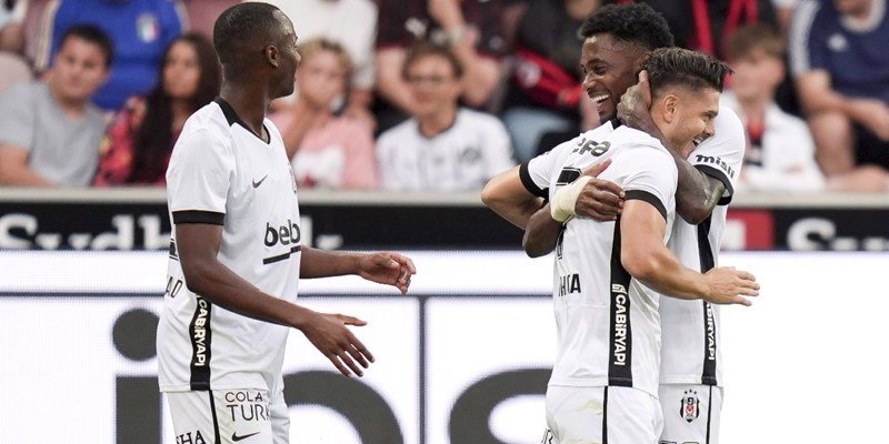 Kartal Danimarka'dan turla döndü: 0-2